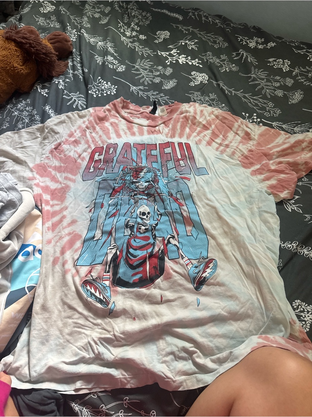 H&M Pink White Tie-Dye Grateful Graphic Tee